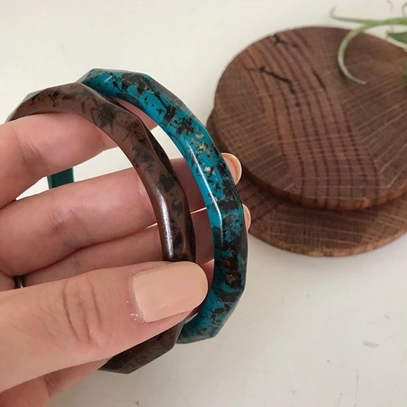 Pair Of Vintage Faceted Splatter Bangle Bracelets - Picture 3 of 8